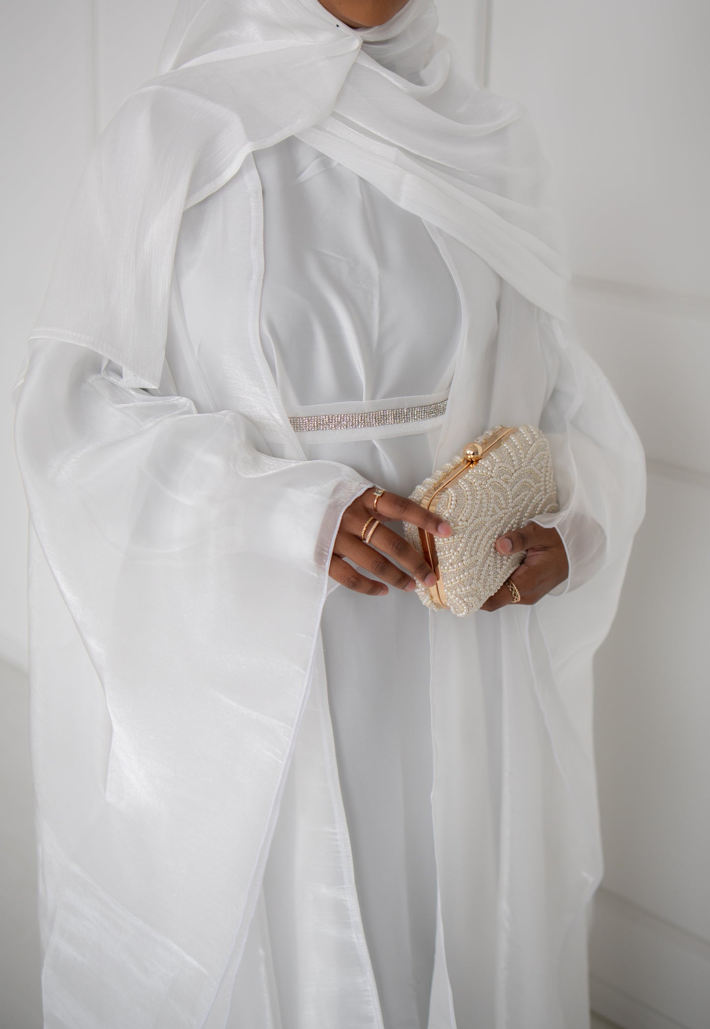 Ethereal Abaya in White Pearl