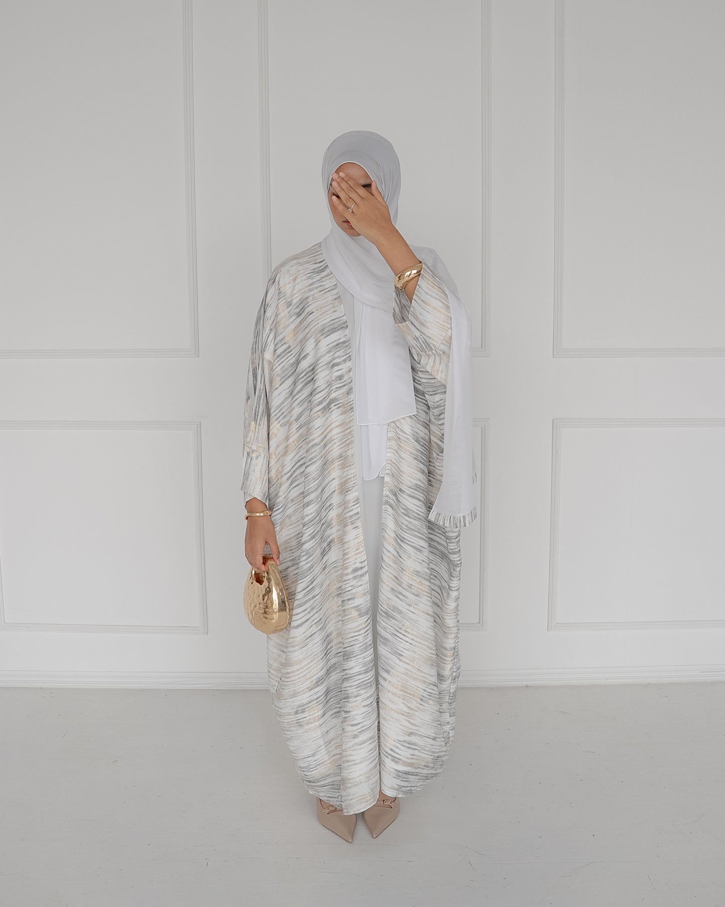 Glided Cloud Abaya