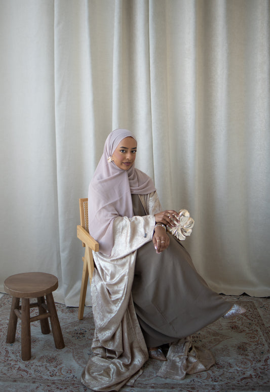 Intissar Abaya